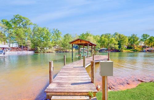 Huddleston House | Jewelbox Cottage - Dog-friendly Lakefront home with private dock, canoe & SUPs