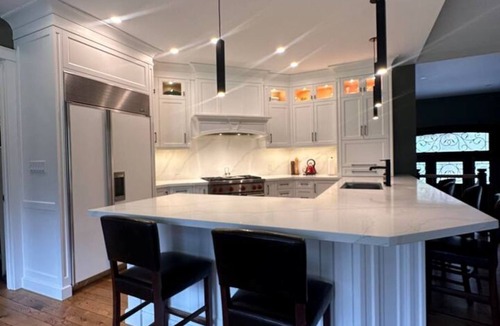 Port Sydney House | Jewelwoods Retreat w/sauna,gym, bar, pool table