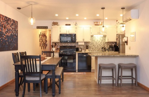 East Jewett Condo | Jewett's Gem: a comfortable, cozy, and stylish mountain getaway in the Catskills
