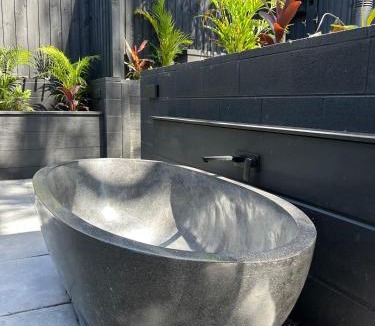 Vincentia House | Jezabel's Retreat Jervis Bay