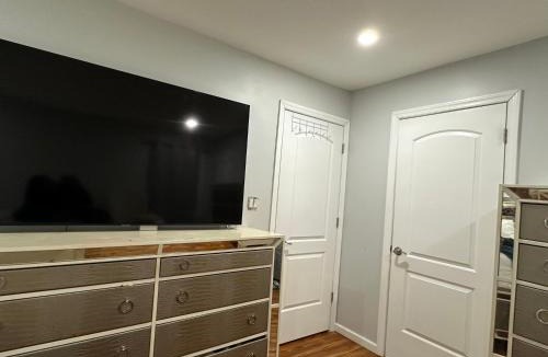 Queens Apartment | JFK Rosedale 2bd Apt