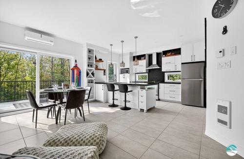 Communaute-Urbaine-de-l'Outaouais Apartment | JGR Calm Glow 1 bedroom apartment