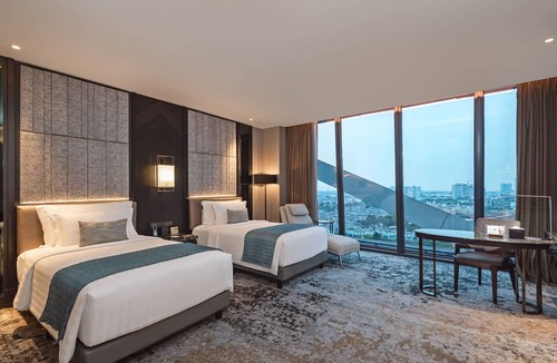 Tangerang Hotel | JHL Solitaire Gading Serpong