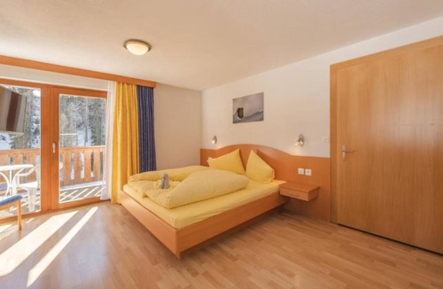 Ravaisch Apartment | Jil-Marie Wohnung Nr. 3, (Samnaun-Laret). by Interhome