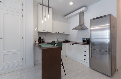 La Merced Apartment | Jinetes Holidays - Apartment In Málaga. Free Wifi
