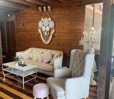 Beechmont House | “Jinwhi”