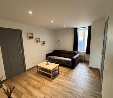 Rieux-Minervois House | Jiovanni