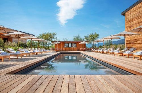 Crozet Hotel | Jiva Hill Resort - Genève