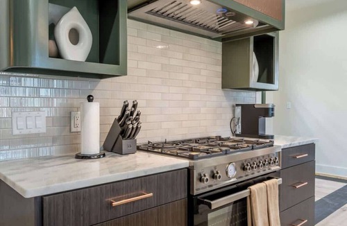 Lubbock House | JJ's House - 4BR/3BA - Modern Dream House