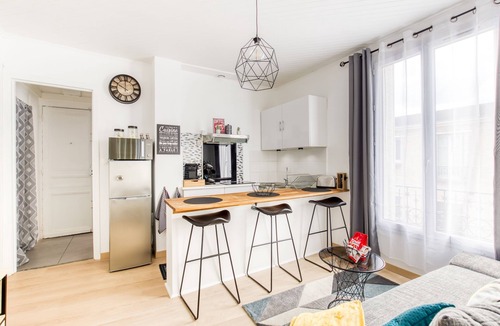 Pantin Apartment | JO 2024 - Métro 5/Parking/Easy Check In/just outside Paris/