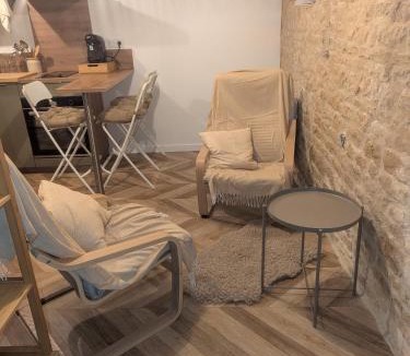 Falaise House | Jo And Manu's Barn