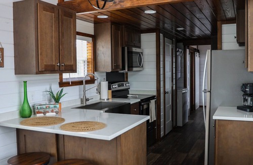 Dover Cottage | Joanie's Place 120 PGL