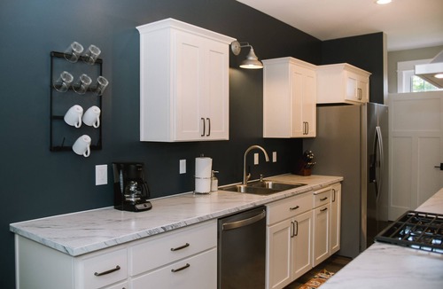 Sandpoint Apartment | Joanna Gaines would stay here!