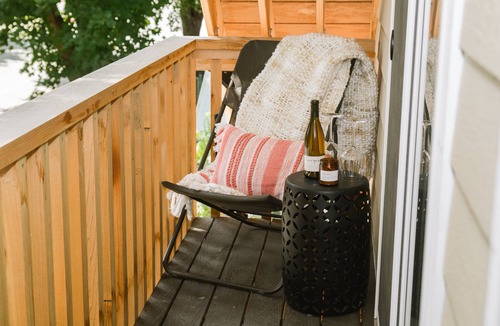 Sandpoint Apartment | Joanna Gaines would stay here!