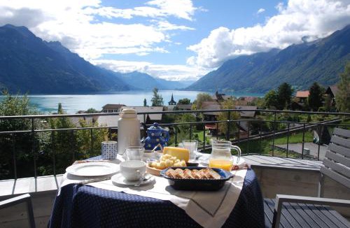 Brienz Bed & Breakfast | Jobin Brienz