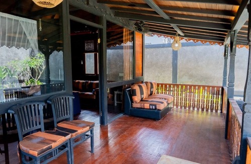 Berawa Villa | Joglo Villa only 2 minute to the beach