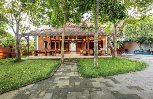 Mlati Villa | Joglo Wardani