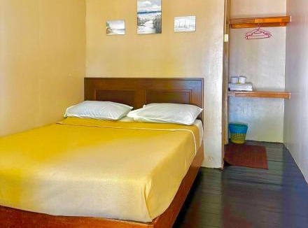 Tioman Island Resort | Johans Chalet & Restaurant