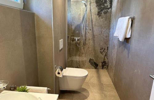 Vex Hotel | John's Lodge
