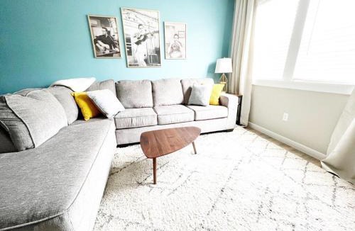 Custer Apartment | Johnny Cash "Rambler" on Main