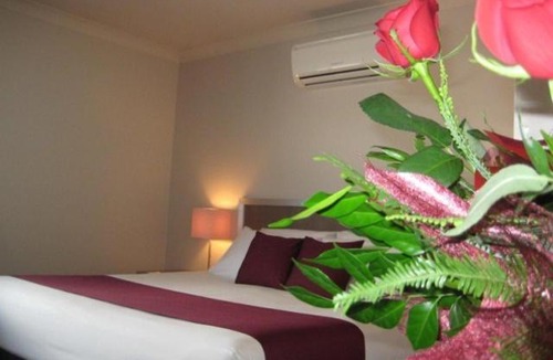 Hillcrest Hotel | Johnson Road Motel