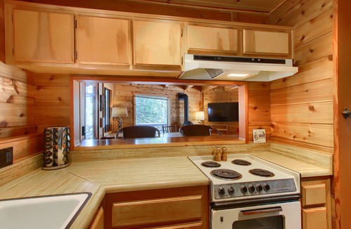 Fish Camp Cabin | Johnson's Cedar Creek Cabin