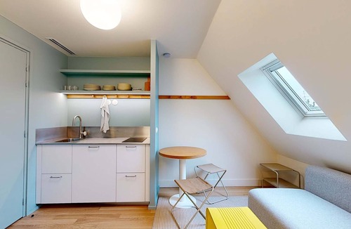 Pigalle Apartment | JOIVY 10 Douai 1BR Velux