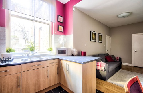 Old Town Villa | JOIVY Great Location! - Charming Apt by Edinburgh Castle