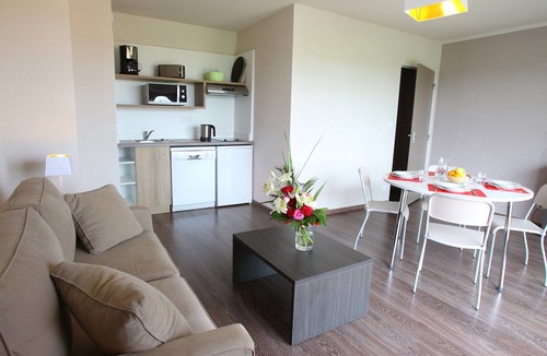 Roz-sur-Couesnon Condo | Joli Apartment avec accès piscine