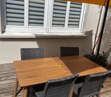 Gare Apartment | Joli appartement avec terrasse