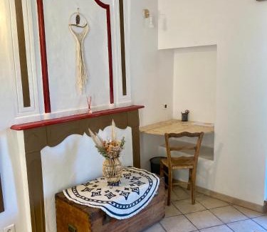Meyrueis Apartment | Joli appartement avec vue sur la rivière