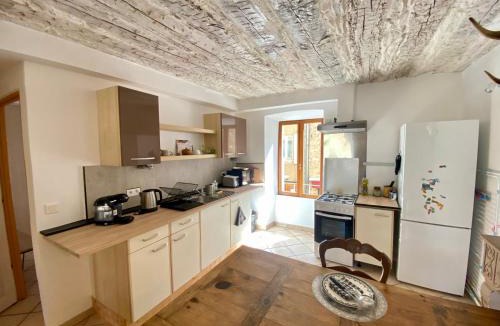 Meyrueis Apartment | Joli appartement avec vue sur la rivière