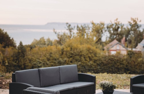 Cricqueboeuf Apartment | Joli Appartement Dans Propriété Normande Surplombant la mer