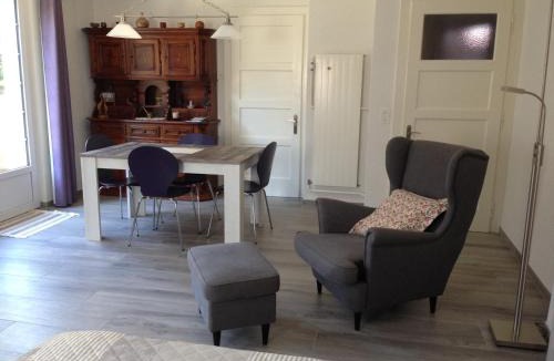 Domdidier Apartment | Joli appartement une pièce avec place de parc