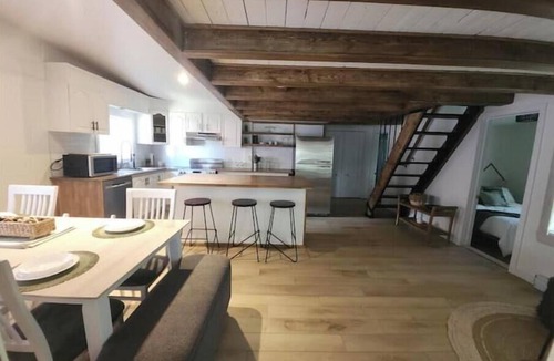 Chertsey Ski Chalet | Joli Chalet au bord de l'eau tout équipé à 1 heure de montréal
