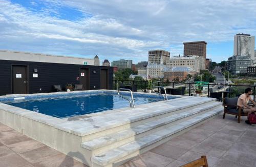 Saint-Roch Apartment | Joli condo en basse-ville - Parking gratuit 309357