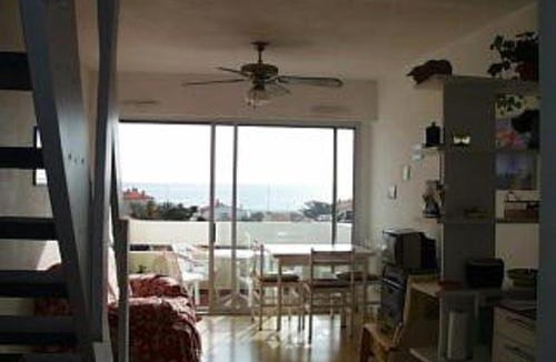 Le Barcares Apartment | Joli Duplex avec Vue Mer, 4 Pers, Plage et Commerces à Proximité, Parking Privé, Non Fumeur - FR-1-81-170