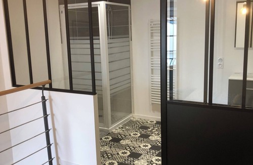 Henvic Apartment | Joli Duplex