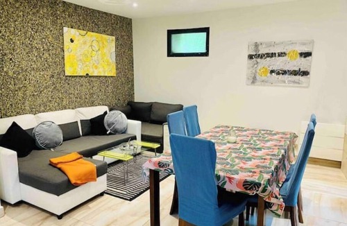 Centre Apartment | Joli Duplex Spacieux Proche Paris et CDG