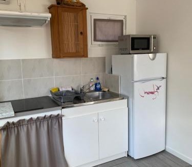 Saint-Maximin-la-Sainte-Baume Apartment | JOLI STUDIO INDEPENDANT 20m² AVEC JARDIN