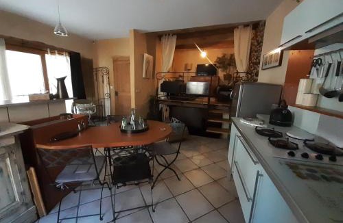 Peret Apartment | Joli loft dans village pittoresque