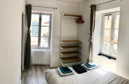 Trevoux Apartment | Joli logement au centre de Trévoux