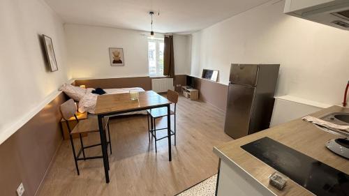 Breval Apartment | joli petit studio breval