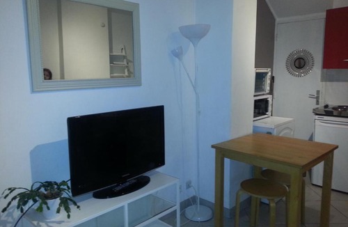 Sainte-Anne - Faubourg Noyon Apartment | Joli petit studio