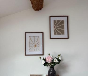 Champagne-au-Mont-d'Or Apartment | Joli Studio Champagne au Mont d'or