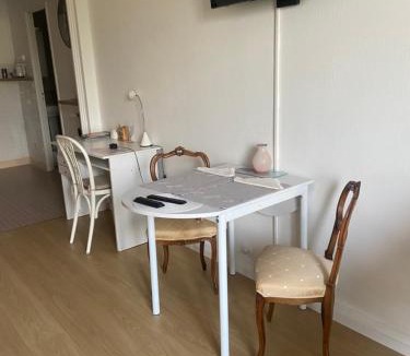 Vendome Apartment | Joli studio avec balcon