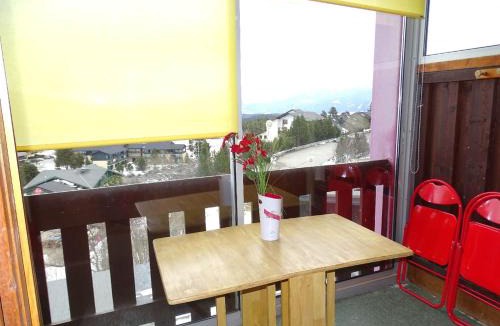 Pyrenees 2000 Apartment | JOLI STUDIO-CABINE AVEC ACCES SUR LES PISTES DE PYRENEES 2000