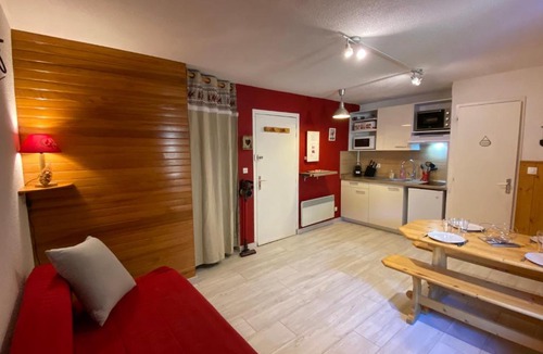 Les Angles Apartment | Joli studio cabine rénové proche des pistes