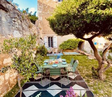 Lectoure Apartment | Joli Studio Dépendance Lectoure Intra-muros