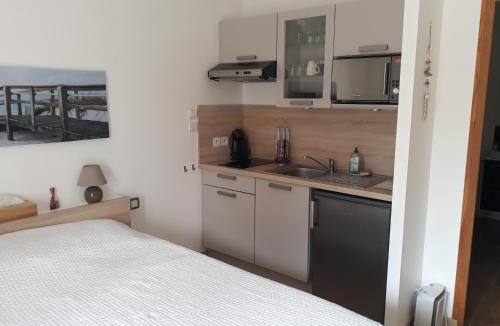 Janze Apartment | Joli Studio en campagne - Non fumeur - 2 nuits minimum